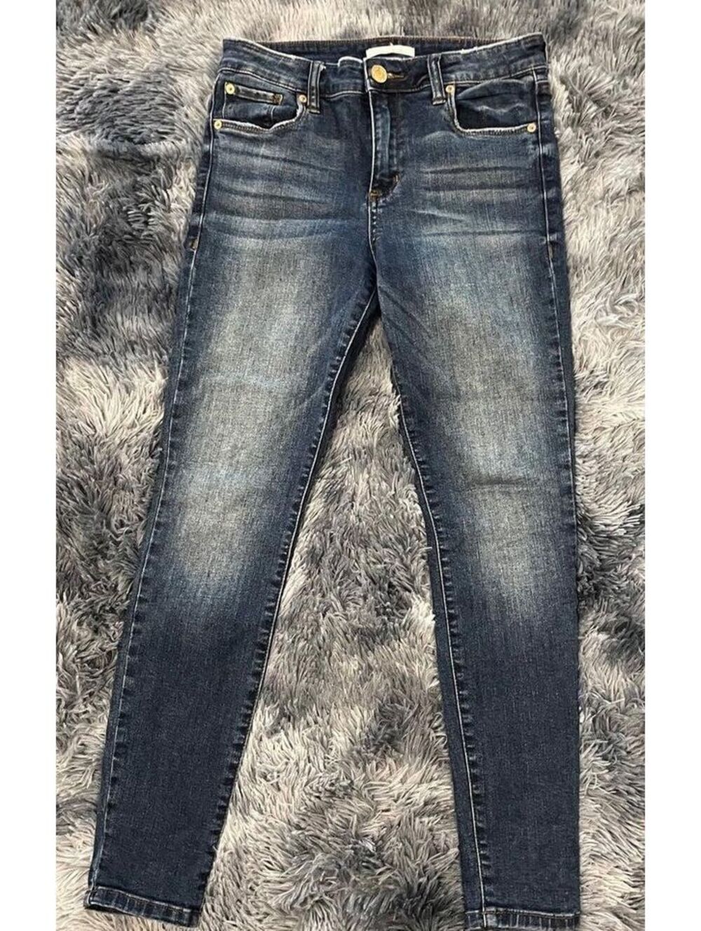 STS Blue Women’s Distressed Faded Blue Skinny Jeans Stretch Denim Size 26